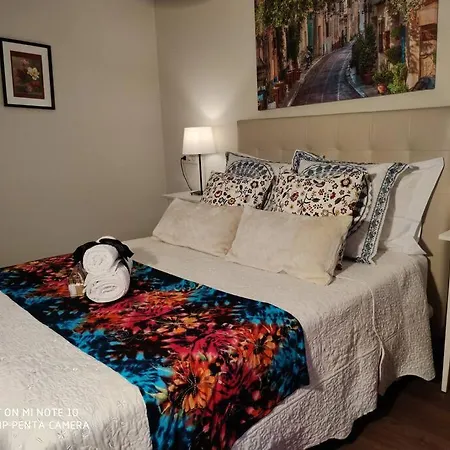 Mira Tú Casa En